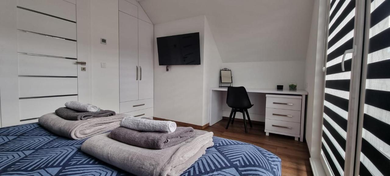 Luxury Apartments Bernardynska Domek 1 , 2 Кельце Экстерьер фото